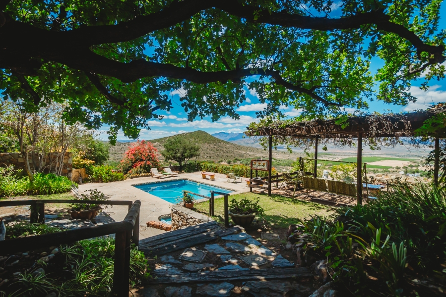 5 Bedroom Property for Sale in De Rust Western Cape